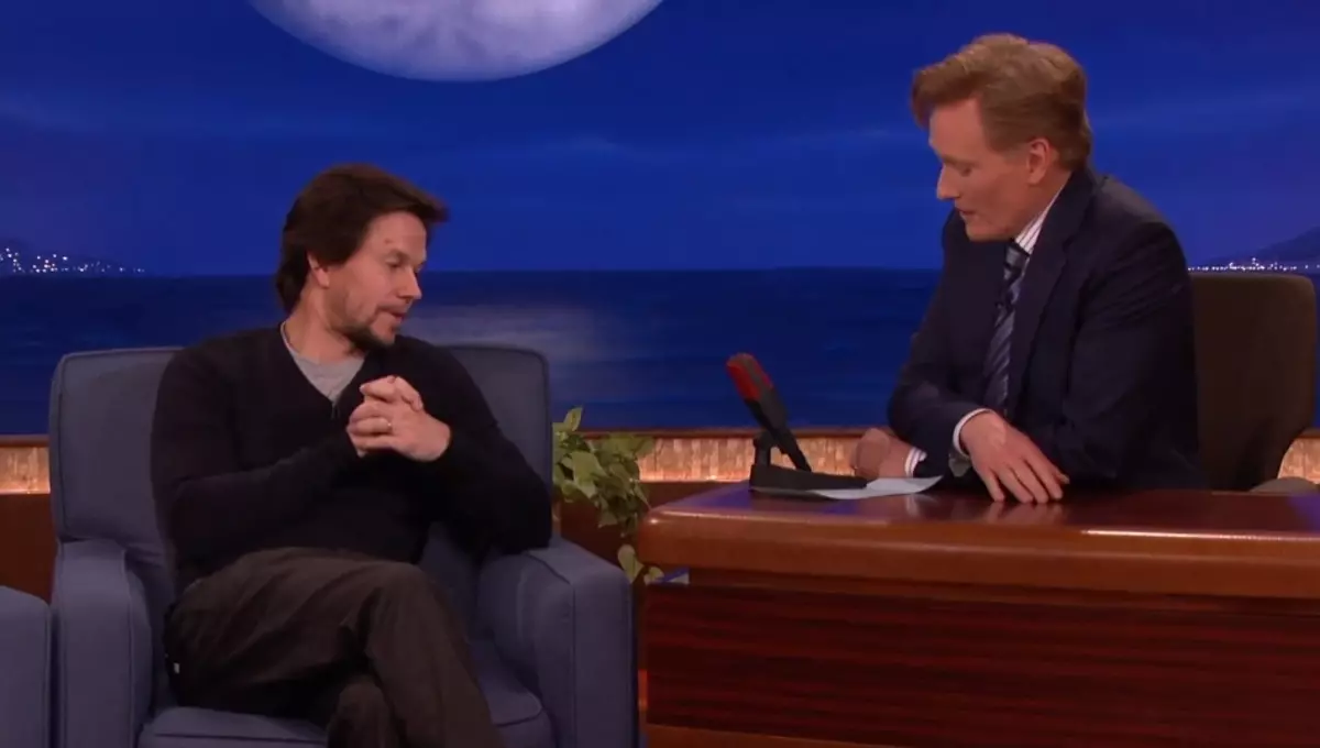 Mark Wahlberg ກ່ຽວກັບການສະແດງ Conan O'Brian