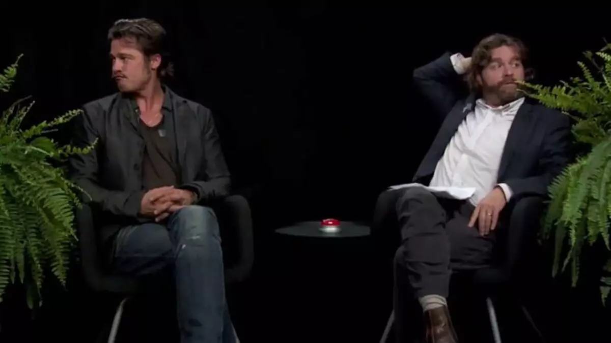 Zack Galifanakis a luat un interviu cu Brad Pitt