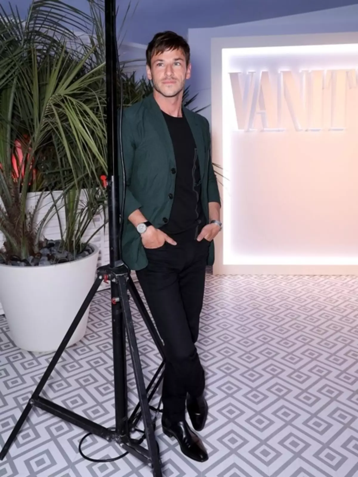 Cannes-2019: Margo Robbie, Marion Cotilar, El Fanning y otras estrellas en la cena de Chanel 41472_4