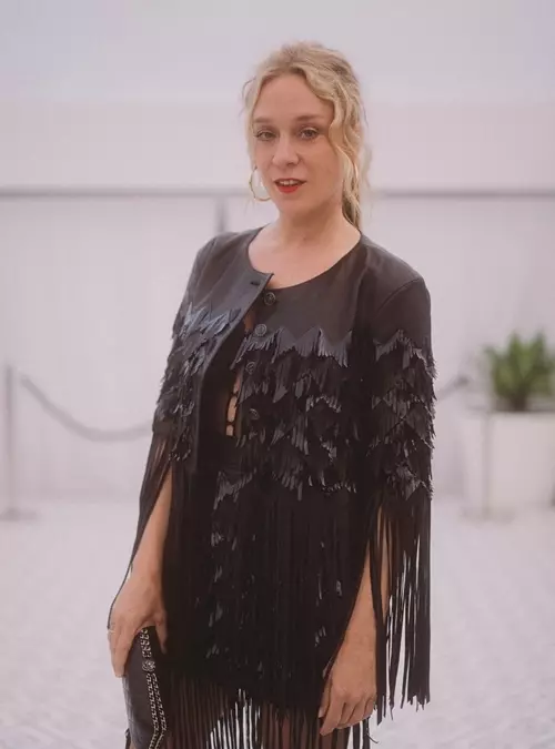 Cannes-2019: Margo Robbie, Marion Cotilar, El Fanning û Stêrkên din ên di Dinner Chanel 41472_9