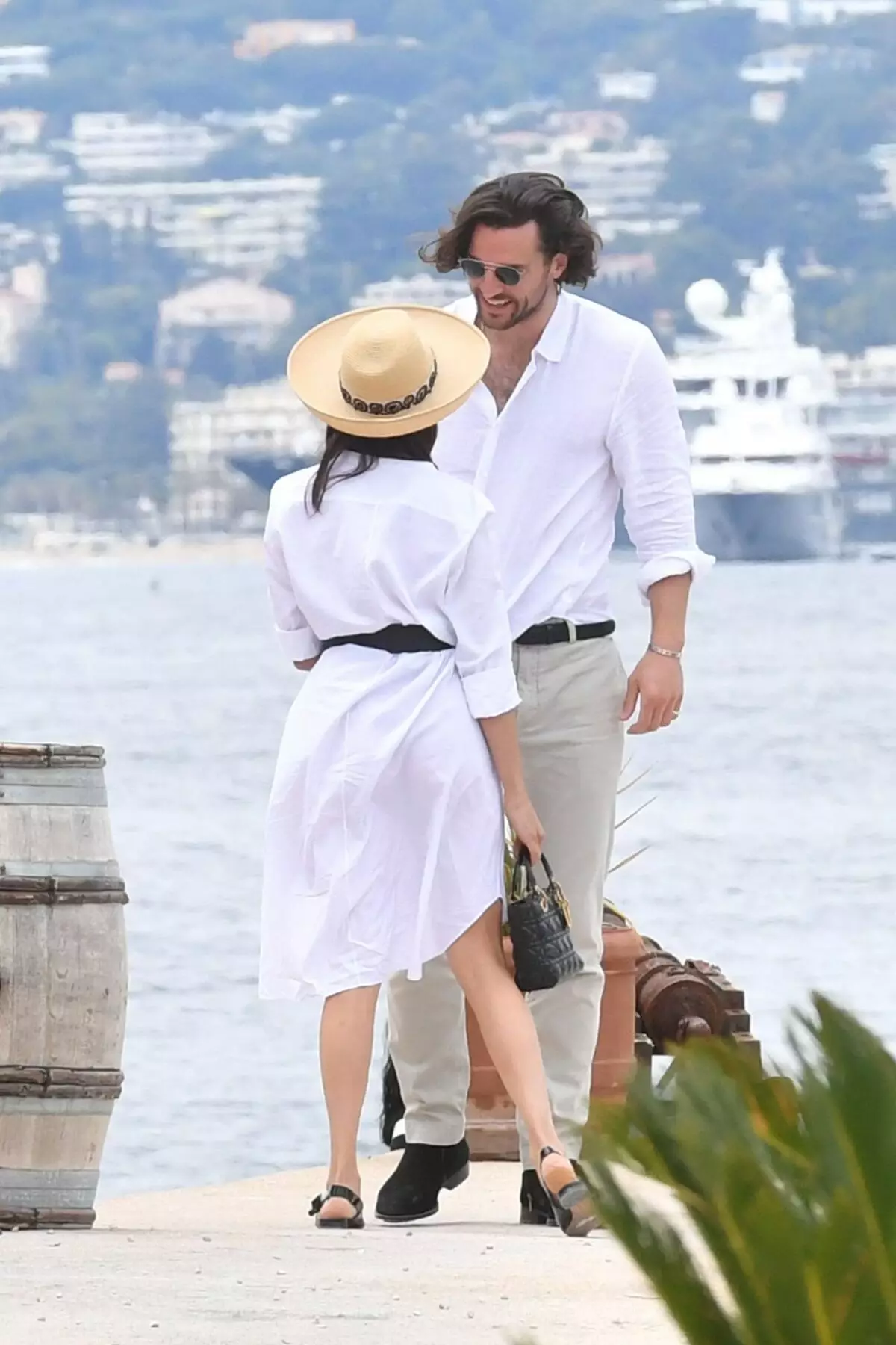 Foto: Nina Dobrev poiss-Boyfriend Grant Mellon puhkab Cannes 41485_3