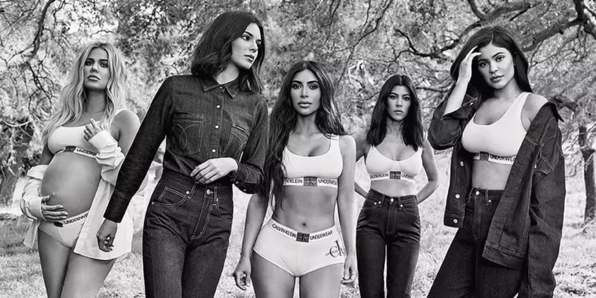 Hauv tag nrho cov quab yuam: Kardashian cov viv ncaus starred nyob rau hauv lub Calvin Klein tshaj tawm kev sib tw