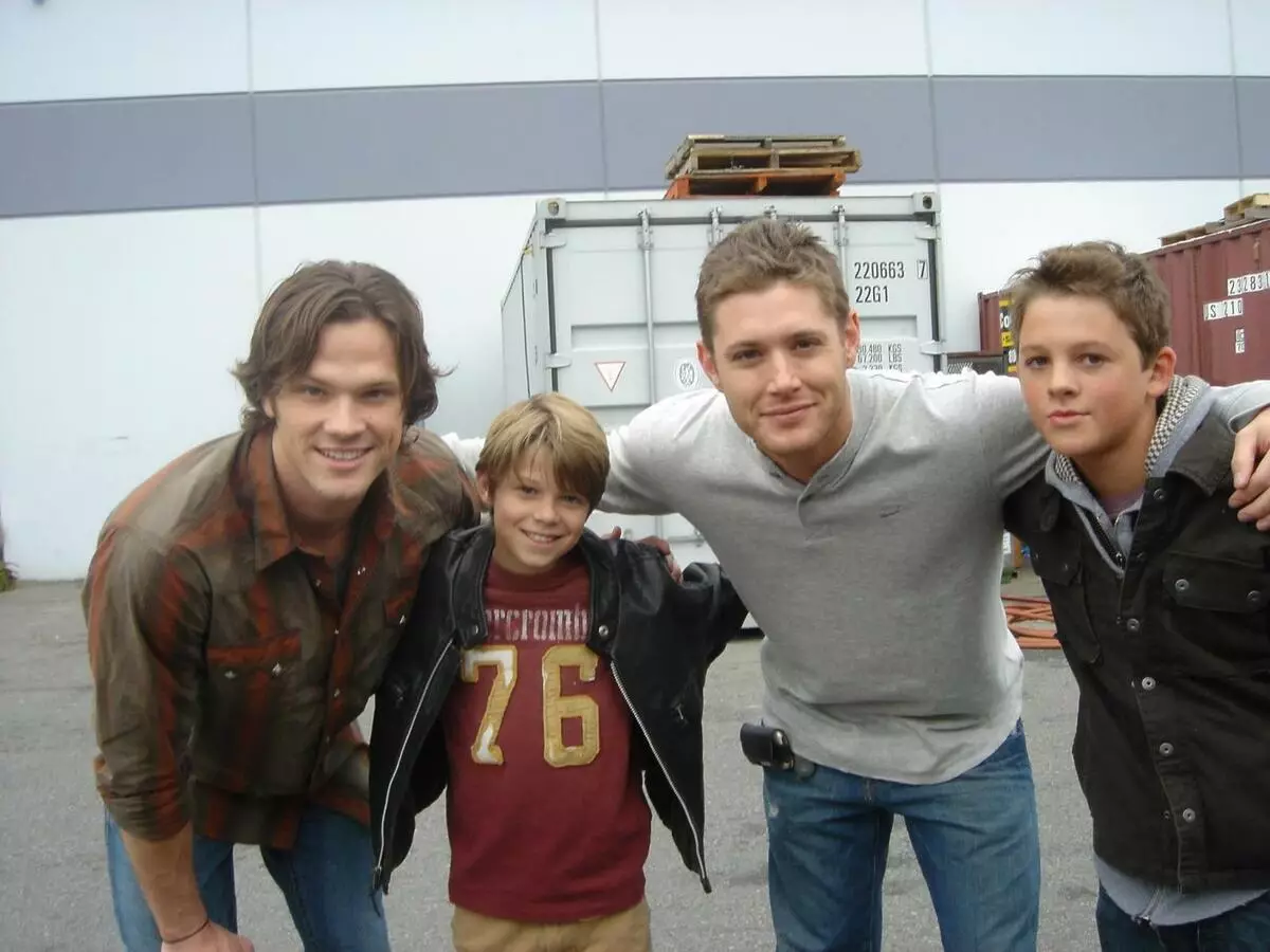 Jared和Jensen告訴童年Winchesters的時刻希望在第15季“超自然” 45686_1