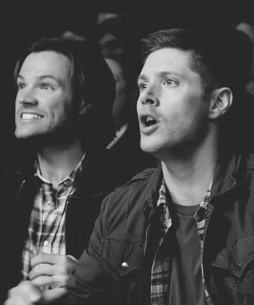 Jared和Jensen告訴童年Winchesters的時刻希望在第15季“超自然” 45686_3