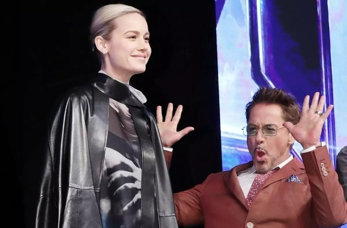 Pagdinig: Nais ni Bree Larson na palitan si Robert Downey Jr sa Marvel