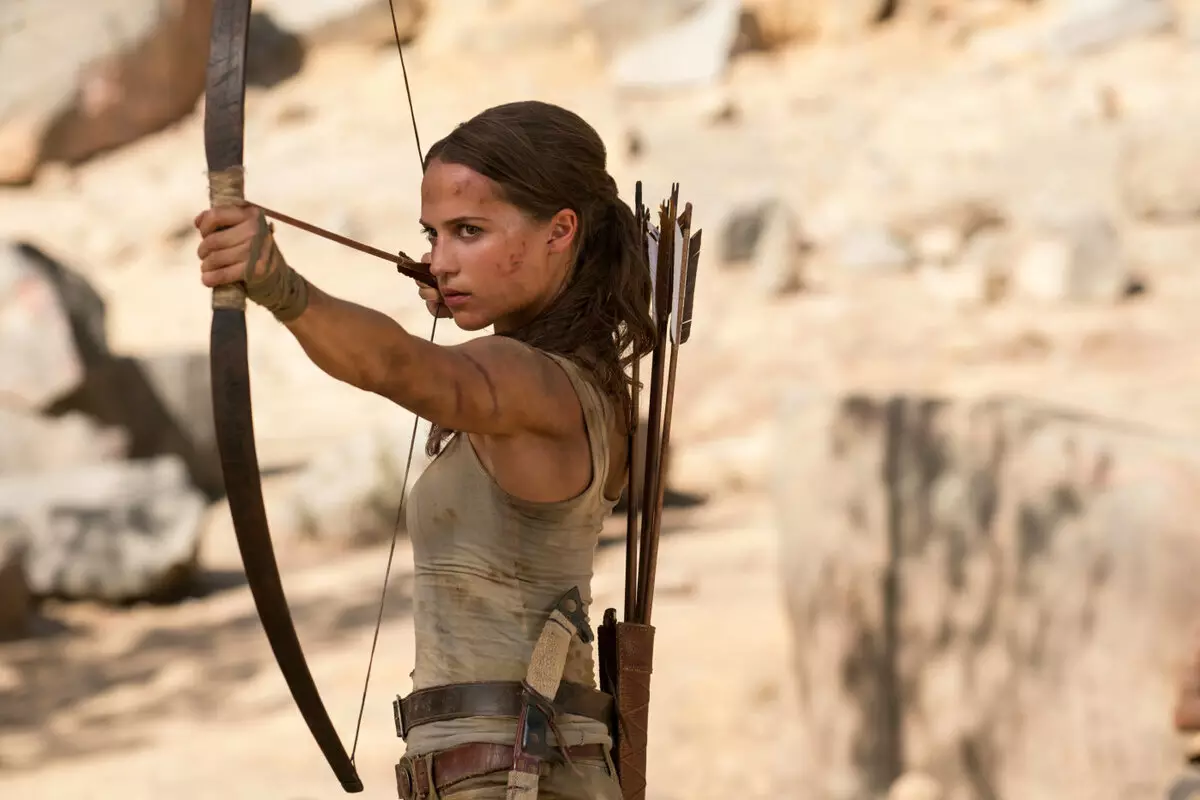 De premjêre "Tomb Raider: Lara Croft 2" waard ûnbepaalde oerdroegen