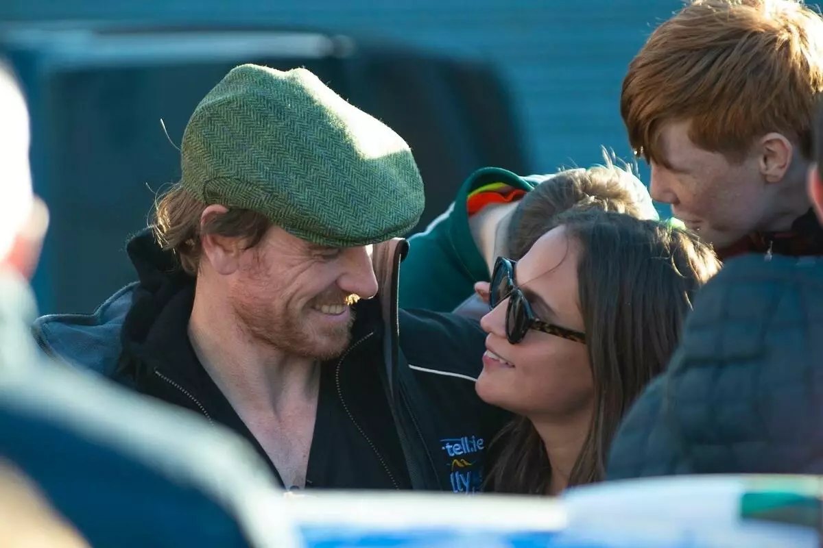 Rare output: Alicia Vicander and Michael Fassbender on vacation in Ireland 47487_2