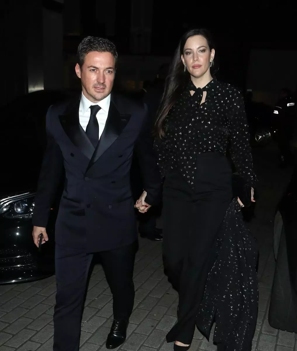 Liv Tyler returned to England to her husband after rumors about divorce 47967_1