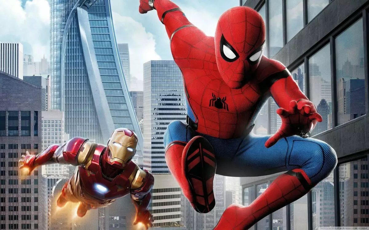 "Spiderman 3": Onyinye nwere ezigbo ụzọ iji mee ka Peter Parker chefuru Tony Stark