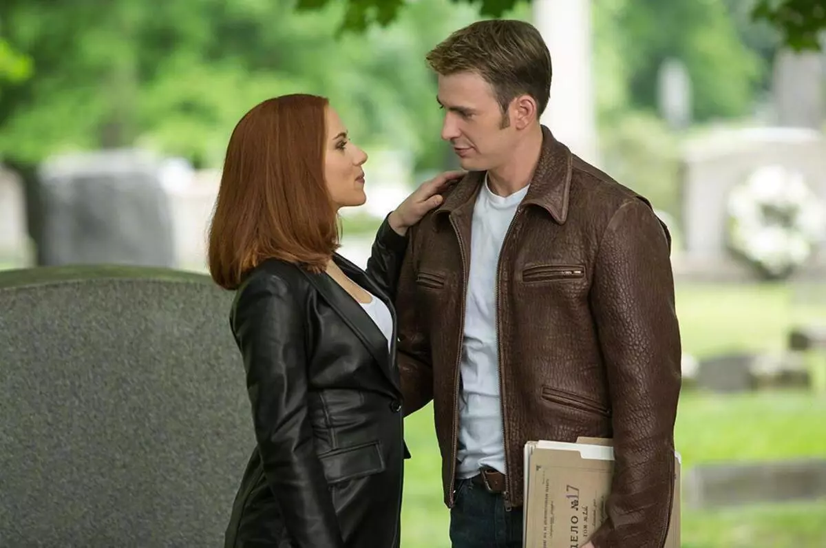 TEORY: Captain America kin ferskine yn 'e "Black Widow"