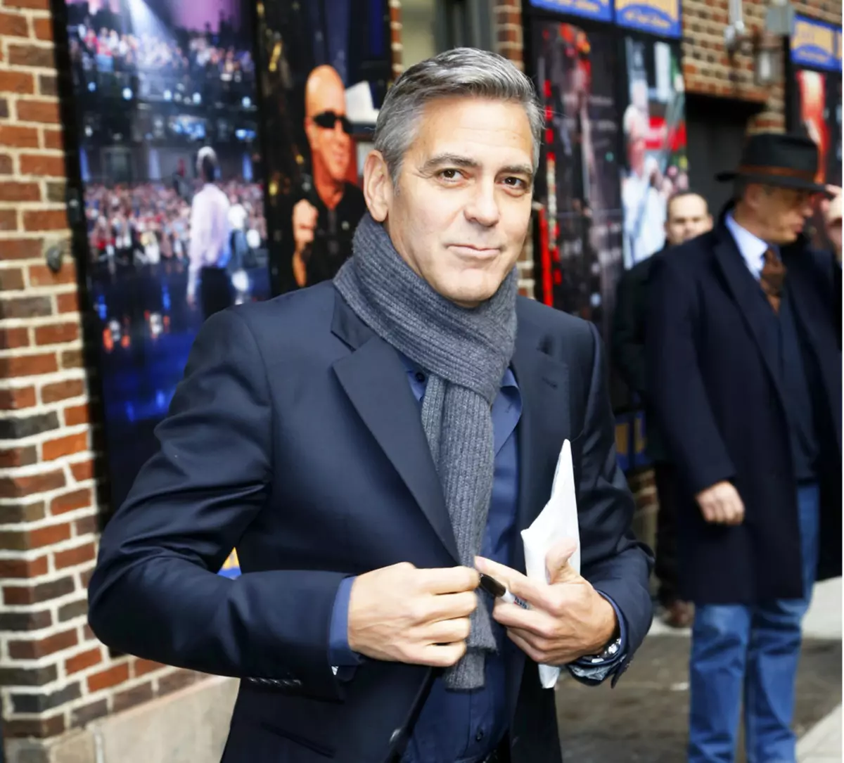 George Clooney het geskerts oor vyandigheid Gwyneth Paltrow en die tydskrif Vanity Fair