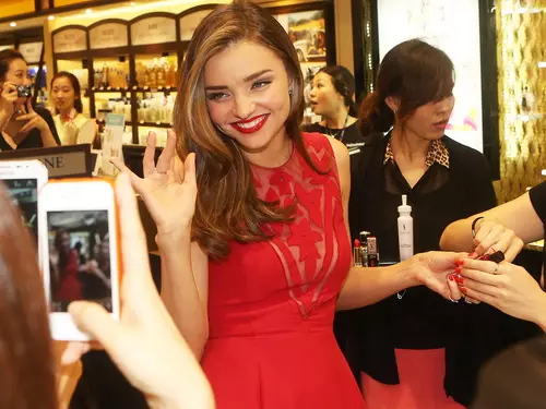 Itigil ang Frame: John Hill, Miranda Kerr, Reese Witherspoon, Deniz Richards at iba pa 49749_22