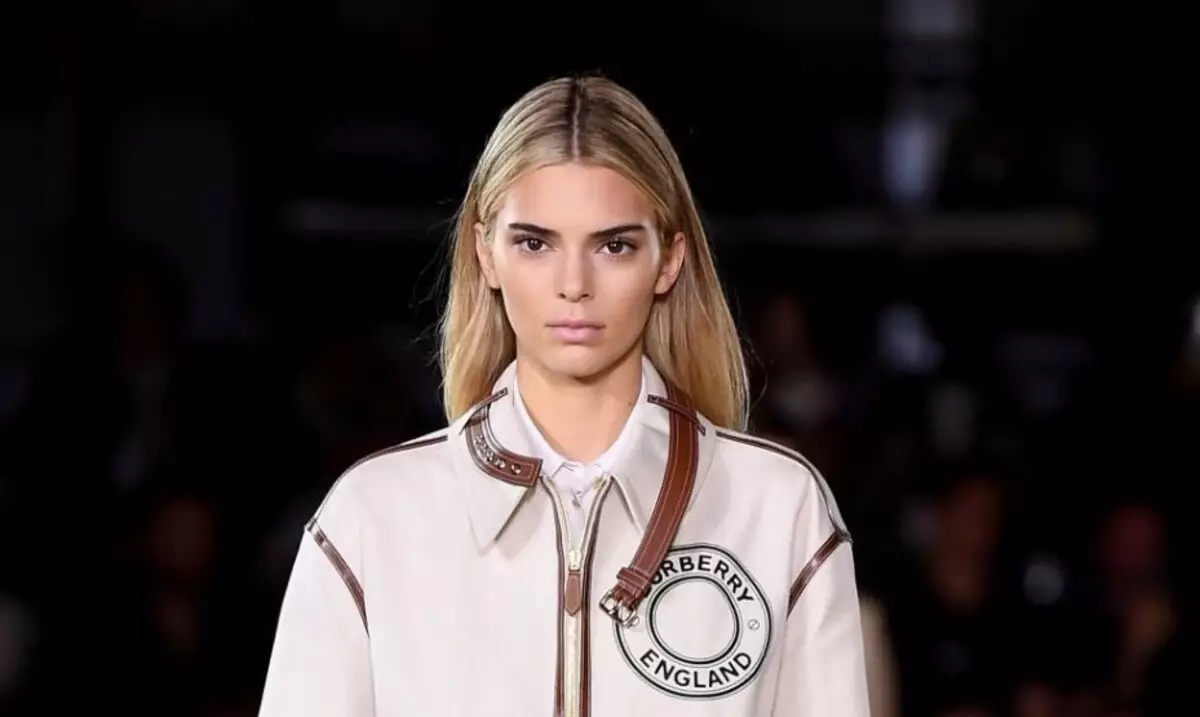 Plutselig og Bright: Kendall Jenner overrasket fansen av blonde