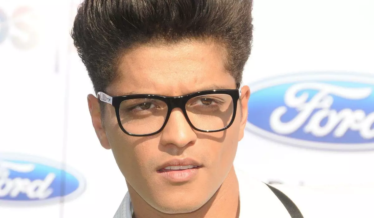 Vrne se: Bruno Mars je napovedal sprostitev nove pesmi in albuma