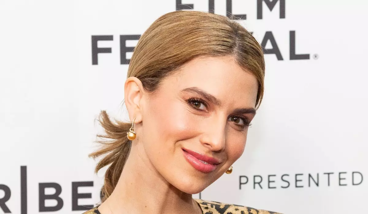 Meabhraítear do Hilaria Baldwin breith anabaí a bhfuil taithí acu: grianghraf