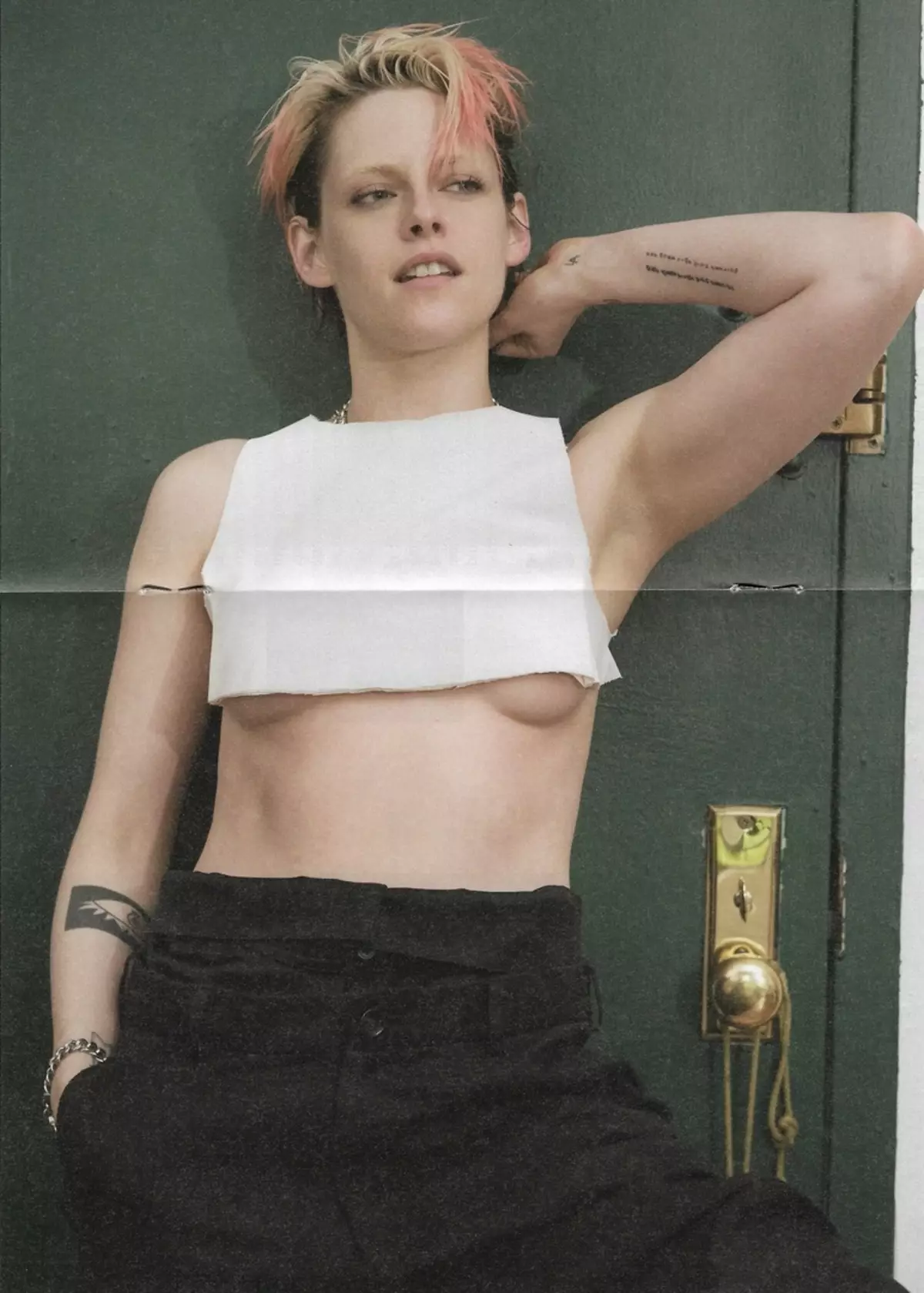 Kristen Stewart va dir adéu a la feminitat en una nova sessió de fotos per a 032C 51626_3