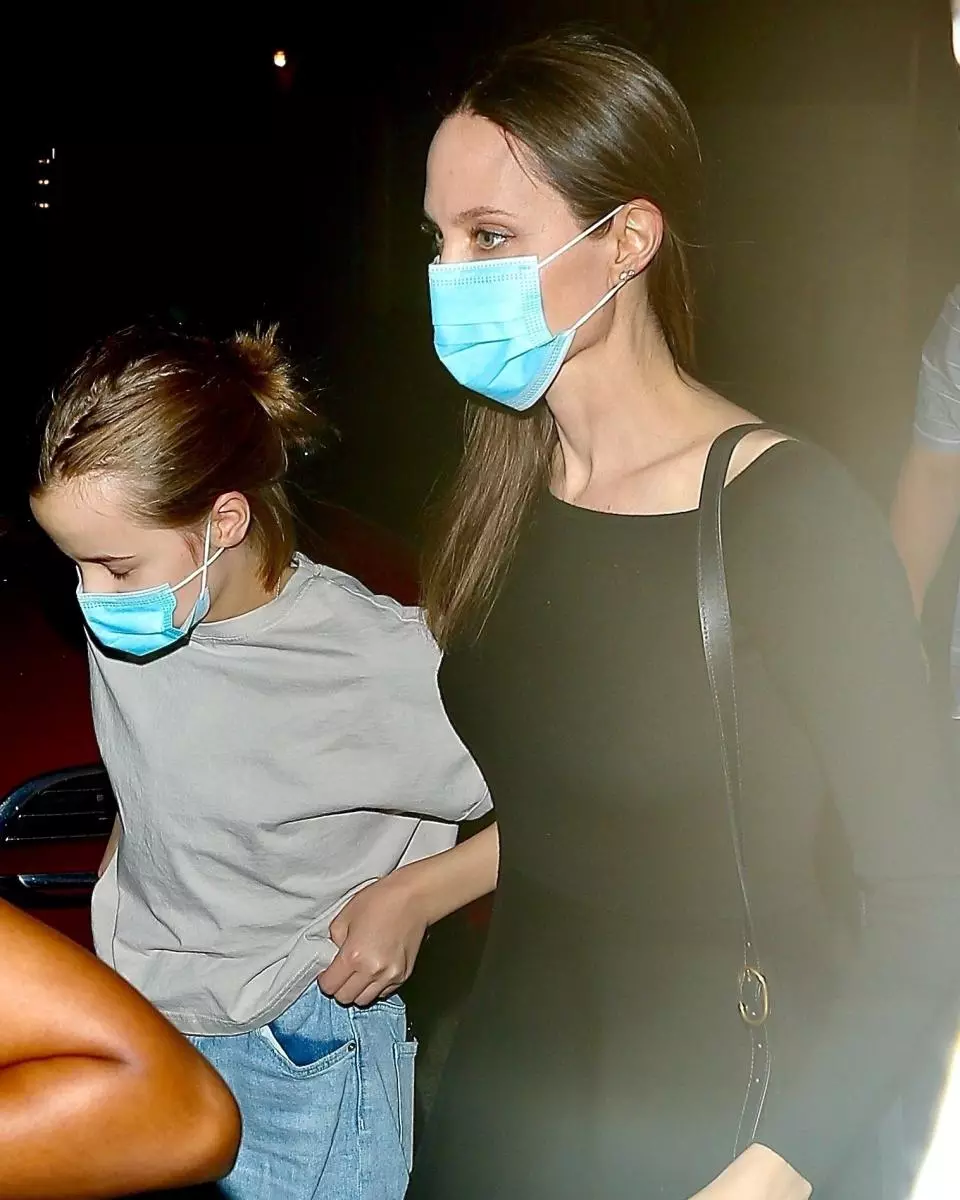 Vanhempi tytär Angelina Jolie Shailo ei juhli tyttärensä perhettä 52933_2