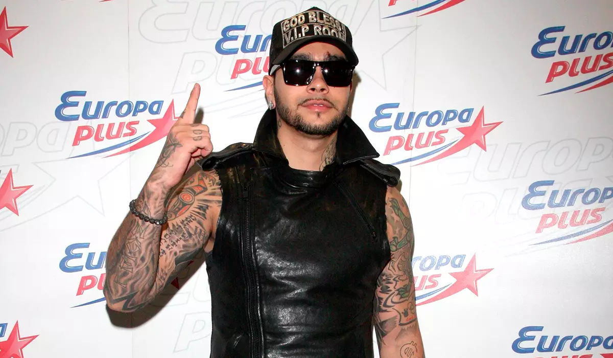 "EGORCH เพิ่มขึ้นแล้ว": Timati ปิด "ปริญญาตรี" และเปิดอีกครั้ง