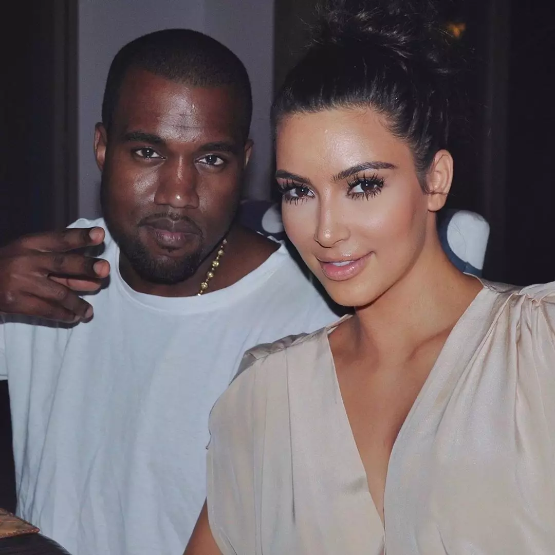 Insider vertelde dat Kanye West de kinderen wegnam van Kim Kardashian 54016_1