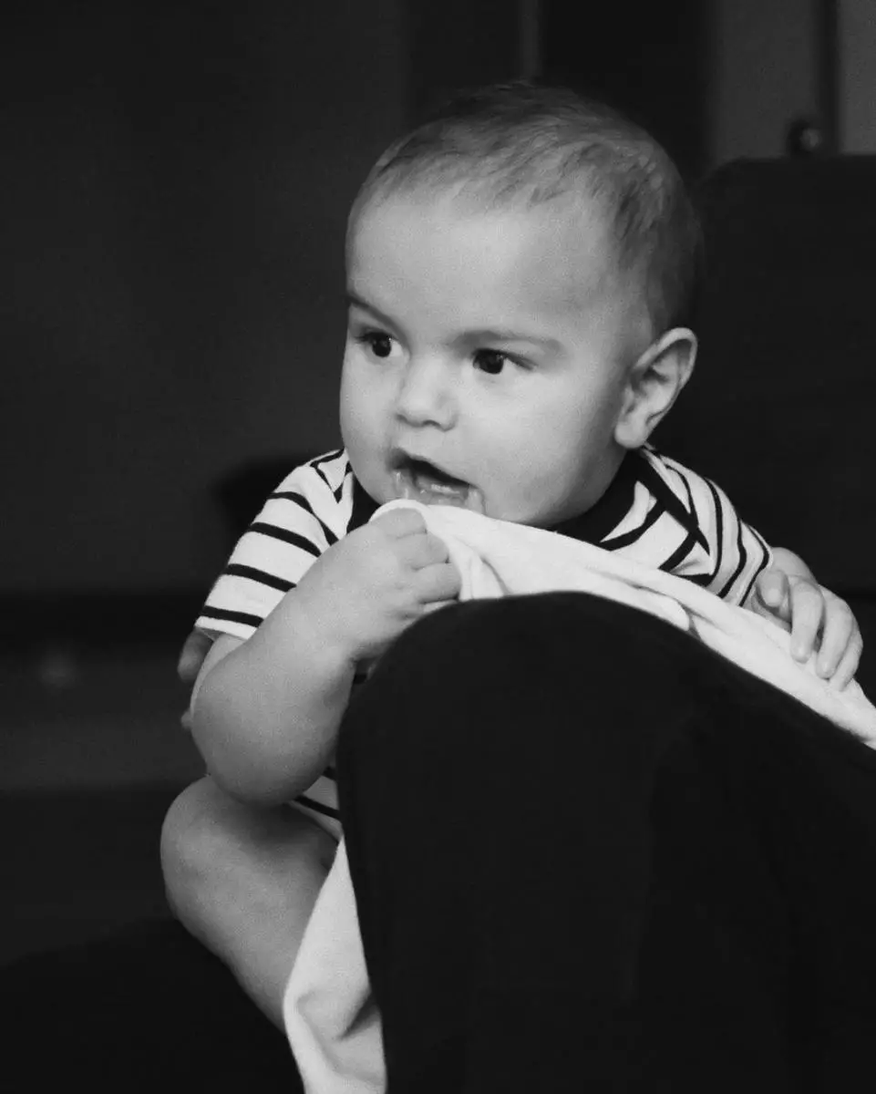 Foto: Ricky Martin əvvəlcə beş aylıq bir oğlunun üzünü göstərdi 54027_2