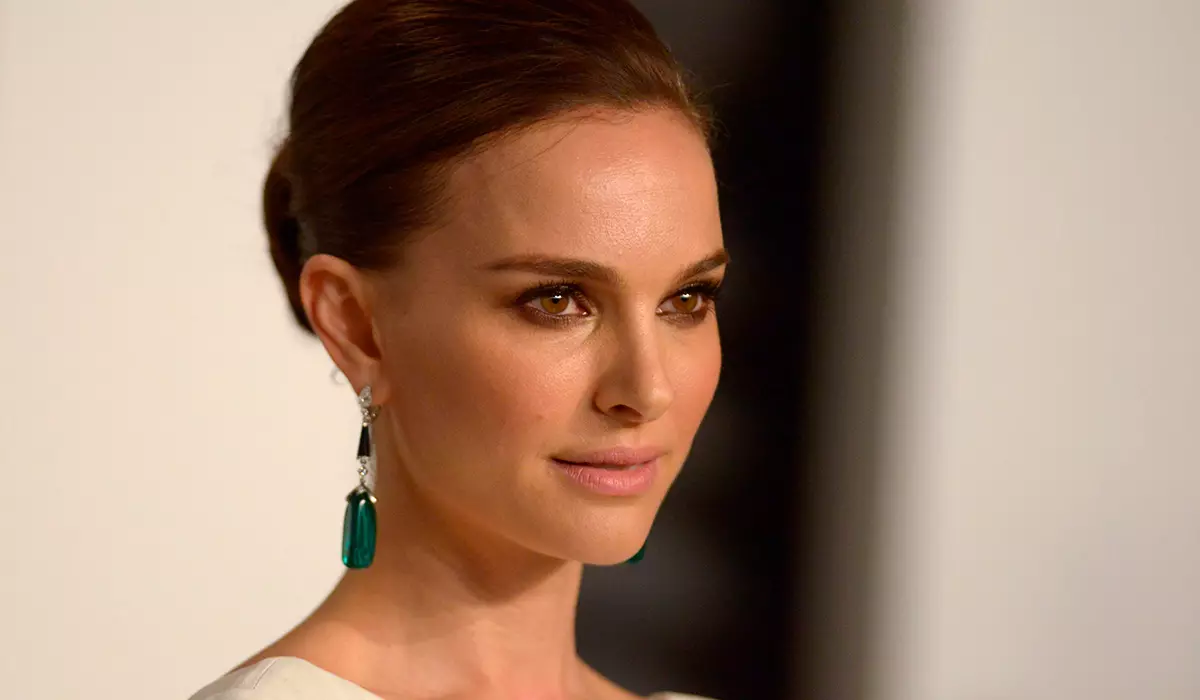 Nohazavain'i Natalie Portman ny antony nahafatesan'ny lehilahy taorian'ny anjara toerana tao anaty 12 taona