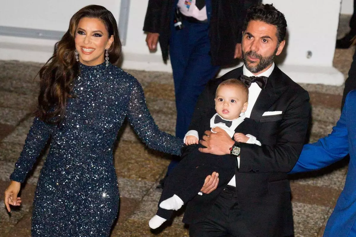 Eva Longoria noliedza baumas, ka viņš nesaņem kopā ar kolēģiem sērijā 