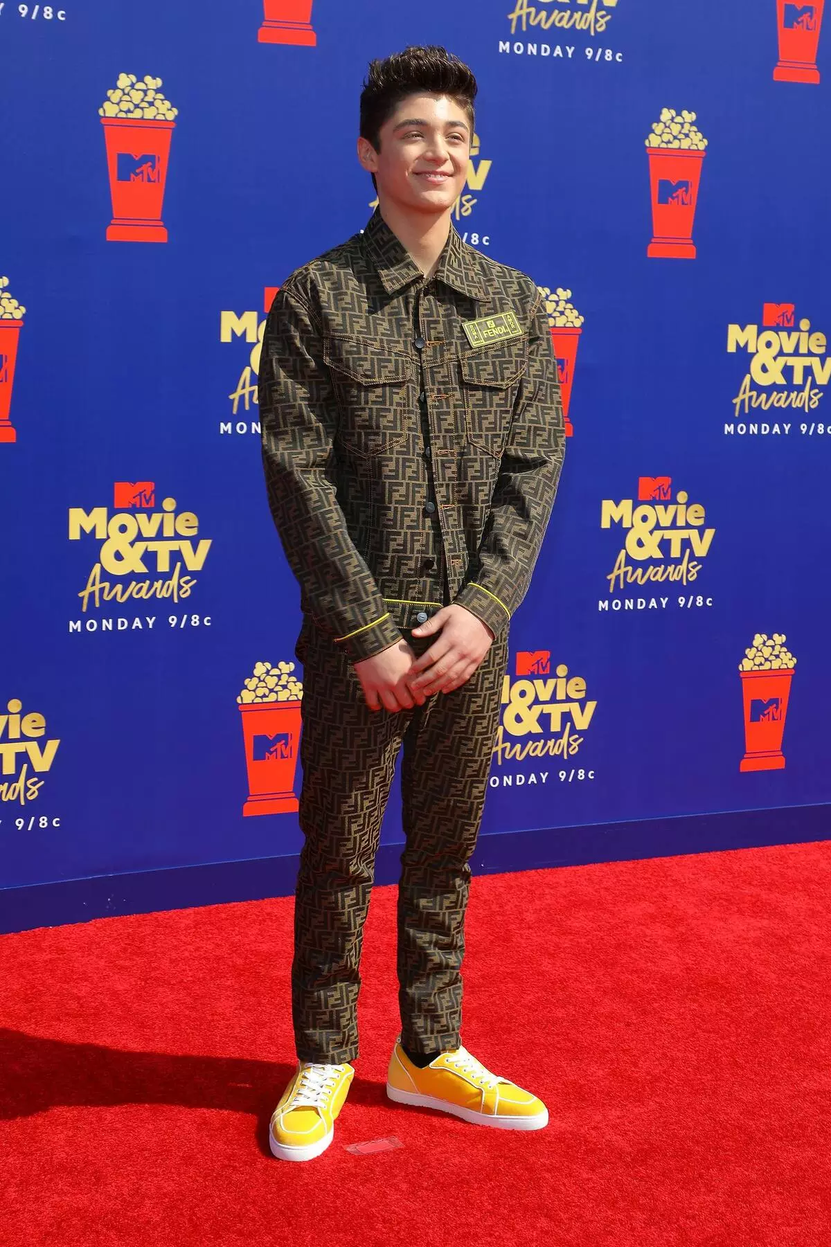 MTV電影和電視獎2019年：紅地毯和贏家名單的星星照片 56152_3