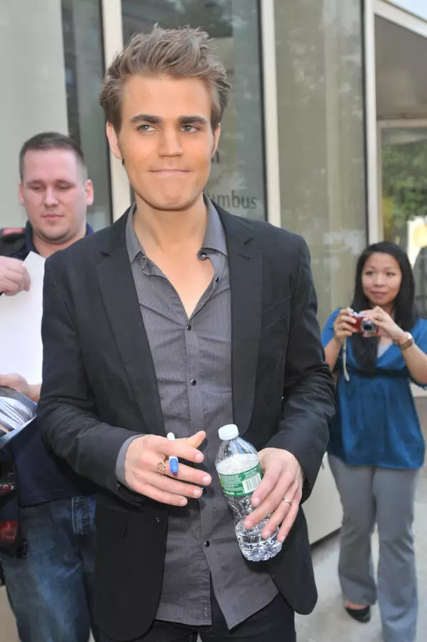 Paul Wesley got a fine of the Ski Police