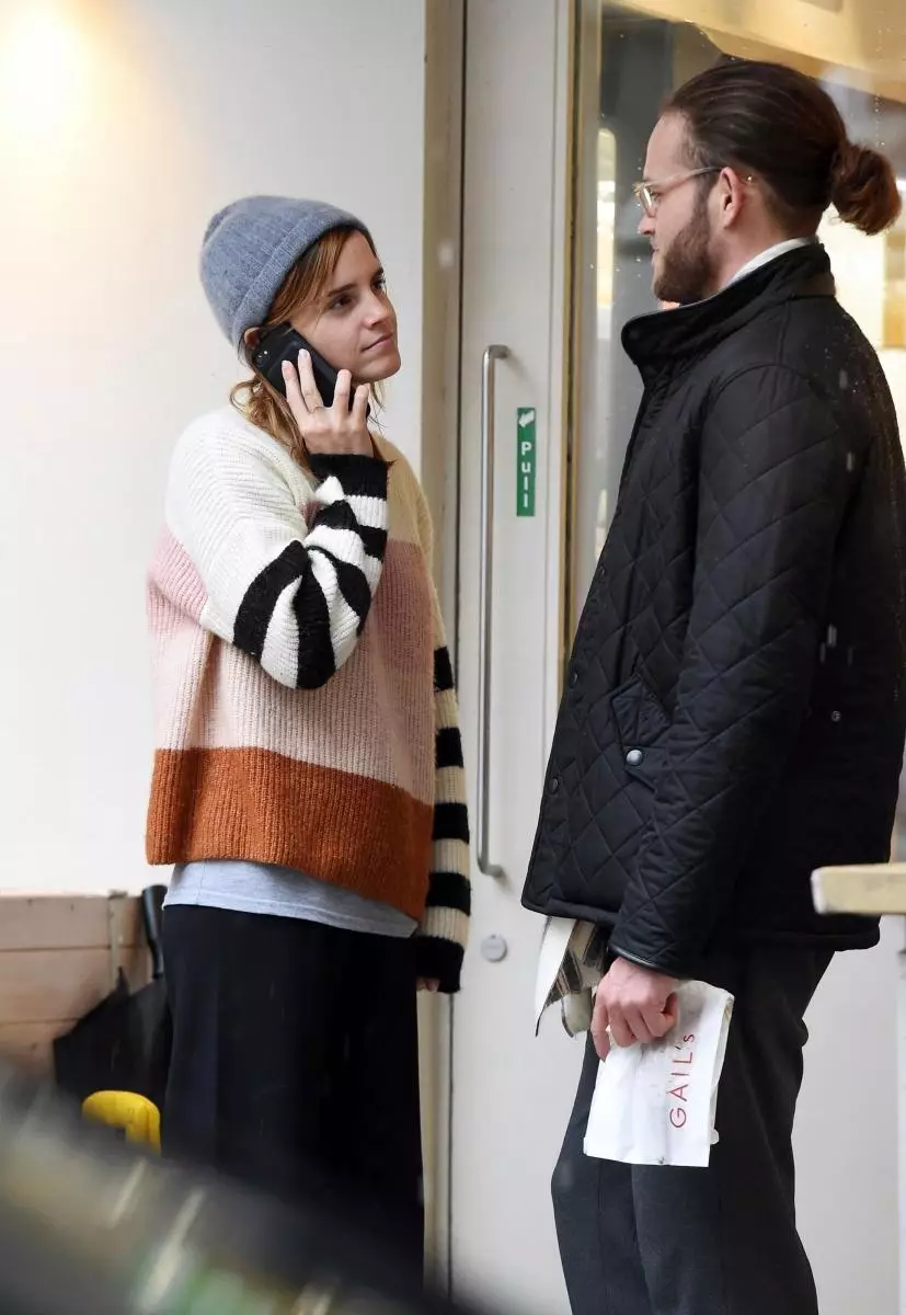 Phléigh Emma Watson buntáistí a bhaineann le caidrimh homaighnéasacha agus páirtithe gnéis 59841_2