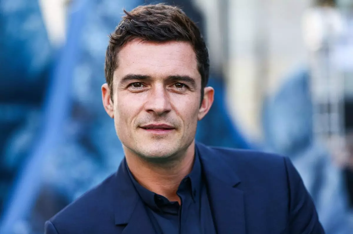 Orlando Bloom attende non aspettando notti insonni con una figlia neonata da Katy Perry