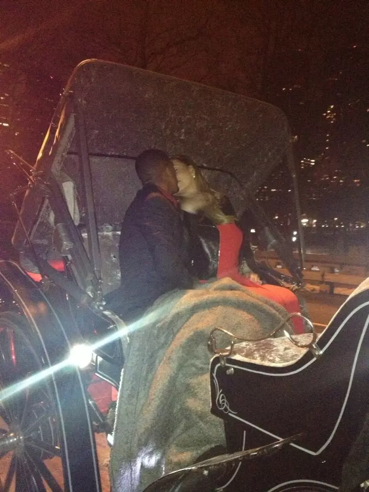 Zvaigznes uz čivināt: Kim Kardashian ir jauns aproce, un Hayden panteur ir plīša ventilators 61470_3