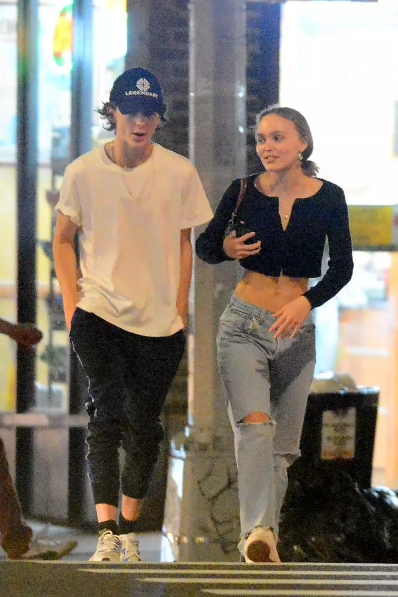 ພາຍໃນ: ຕີໂມທຽວ Shamam ແລະ Lily Rose Depp ພົບກັນອີກຄັ້ງ 62263_2