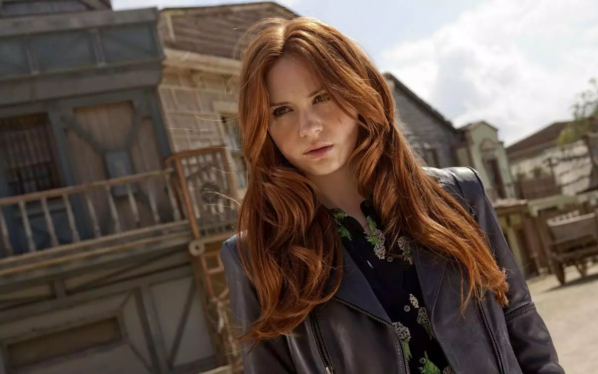 Karen Gillan, Aaron Paul dan Jesse Aisenberg akan memainkan sci-fi thriller 62290_2