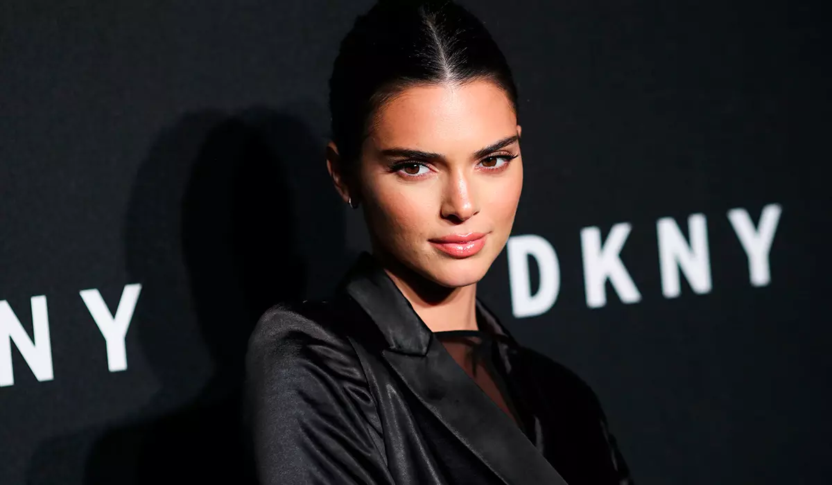 Stalker a urmărit Kendall Jenner în toată țara pentru a trage