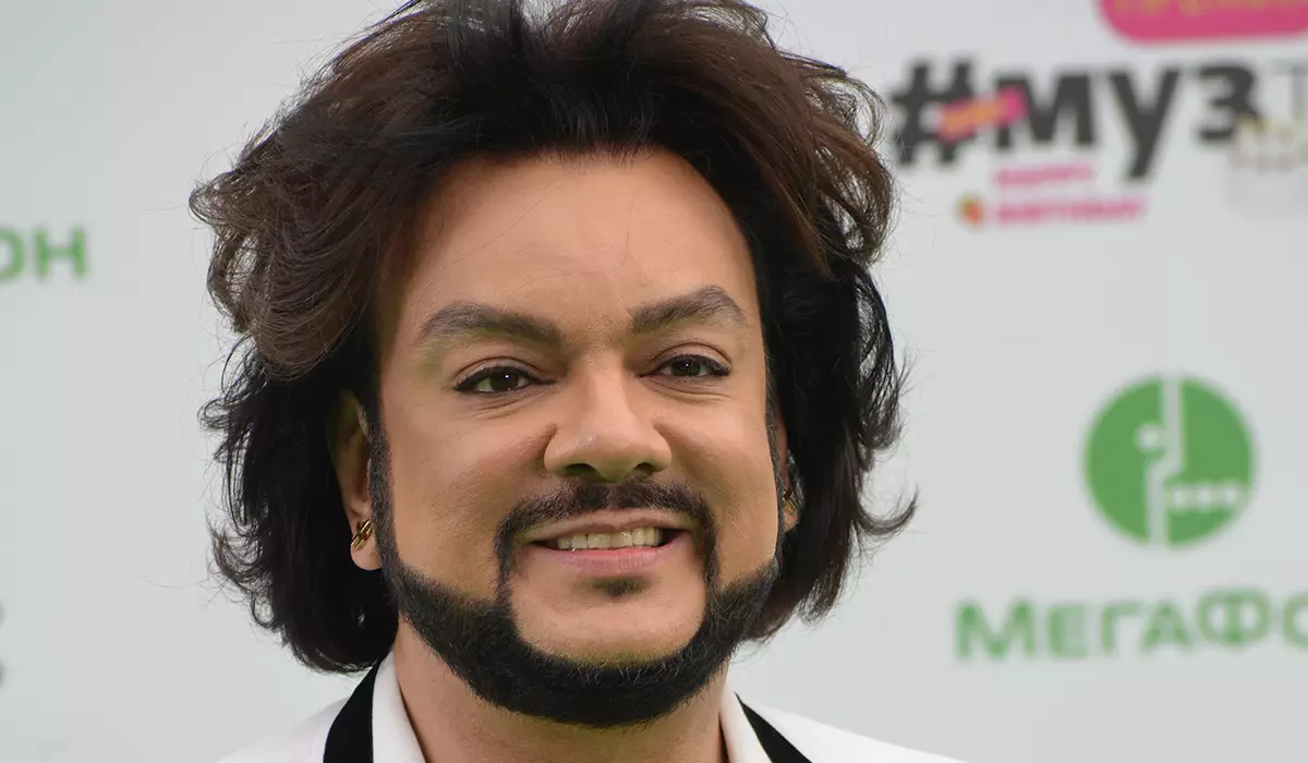 Philip Kirkorov juokinga gandai apie romaną su buzova: "Aš man paskambinsiu?"