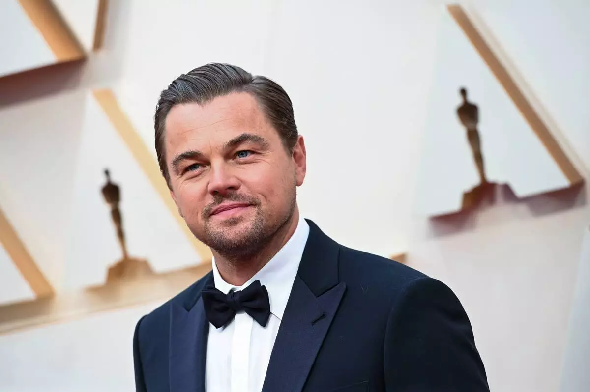 Ar Líne fuair an leagan Sóivéadach de Leonardo DiCaprio: Video