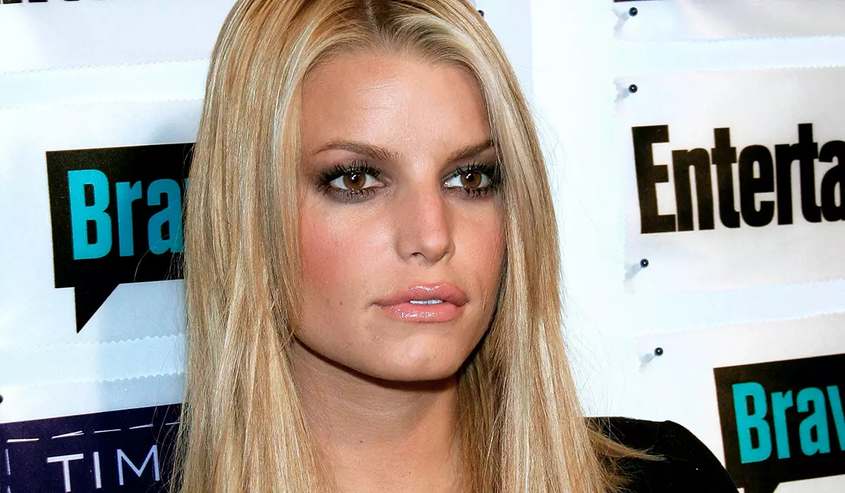 "Awọn iya ominira": Jessica Simpson ṣe alabapin fọto kan ti ọmọbinrin ọkà