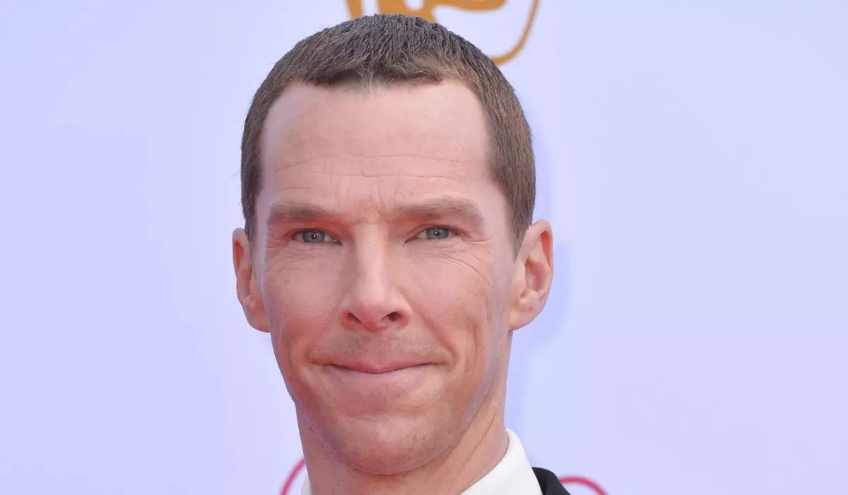 Benedict Cumberbatch ga-ewepụ na mpaghara Sherlock n'okpuru otu ọnọdụ