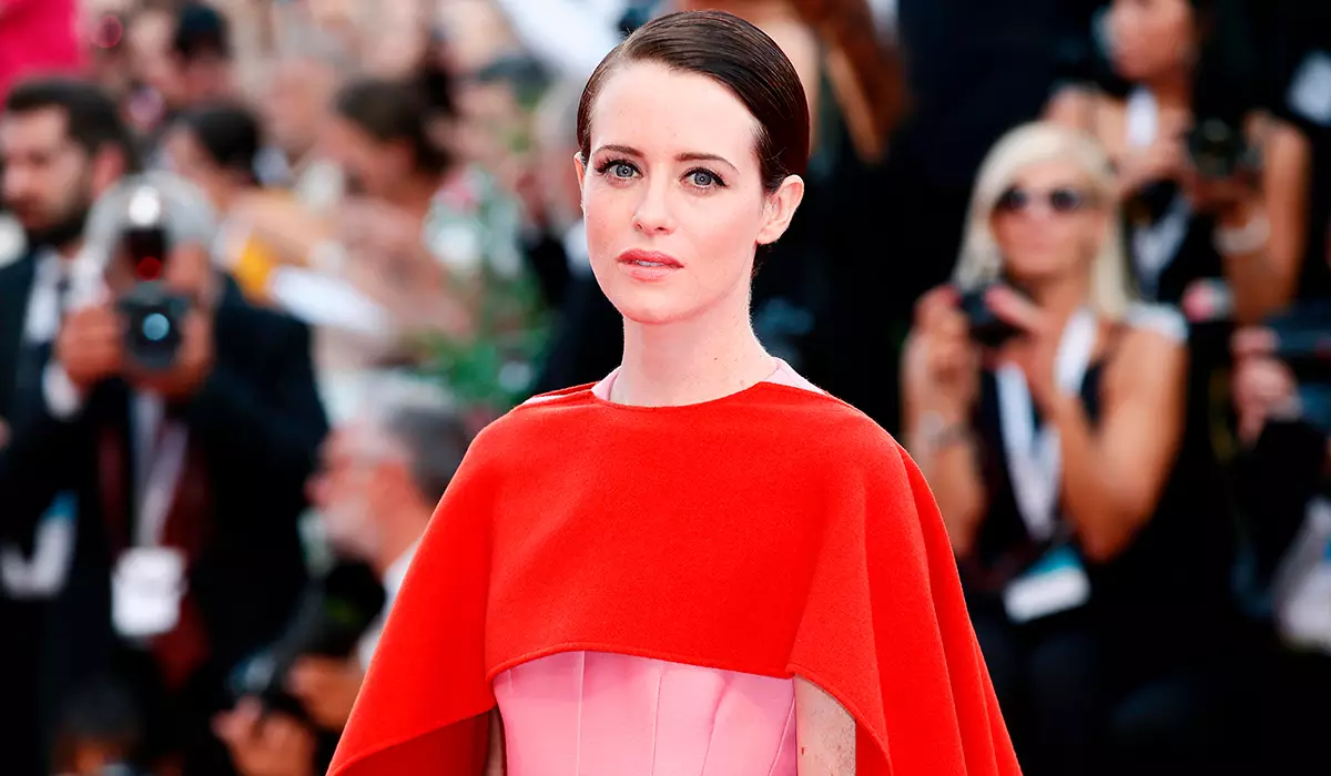 Claire Foy will play a divorced duchess in the series "Extremely English Scandal"