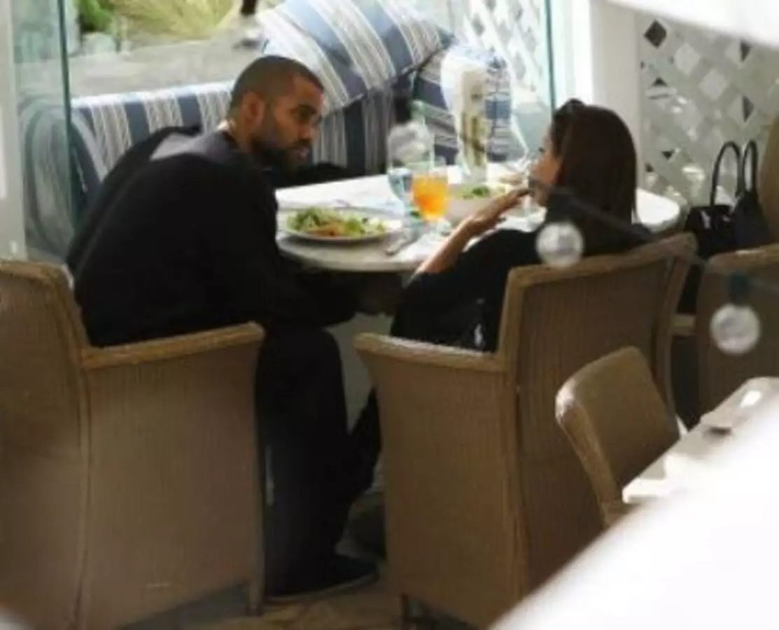 Eva Longoria และ Tony Parker พักเพื่อน