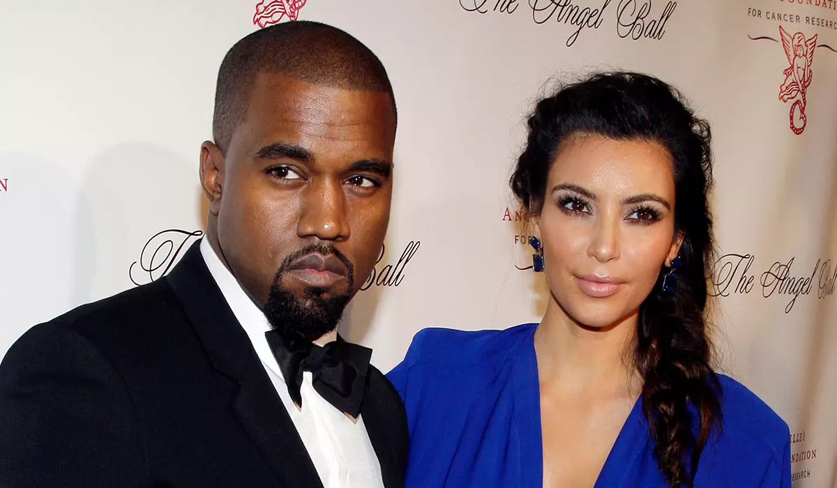 Kanye West พยายามขายการตกแต่งของ Kim Kardashian สองสามวันก่อนการหย่าร้าง