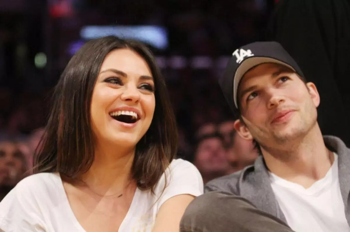 Mila Kunis lan Ashton Kutcher kanggo kaping pindho dadi wong tuwa