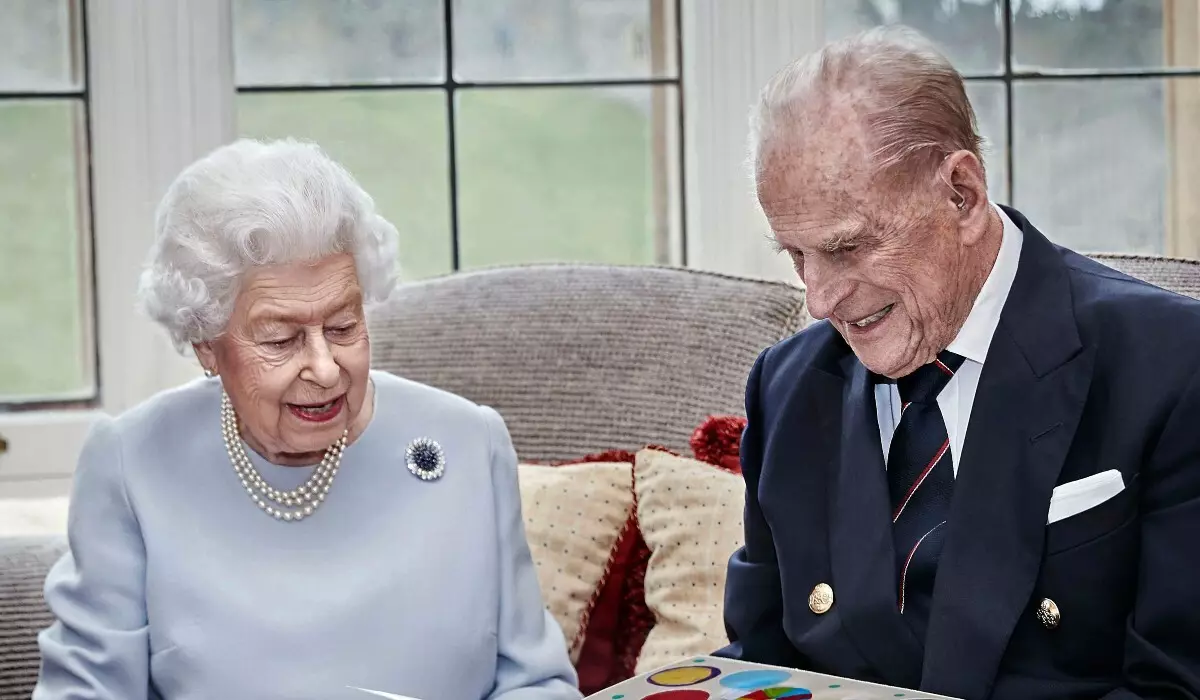 Muž Elizabeth II, 99-godišnji princ Philip, hitno je bio hospitaliziran 65057_1