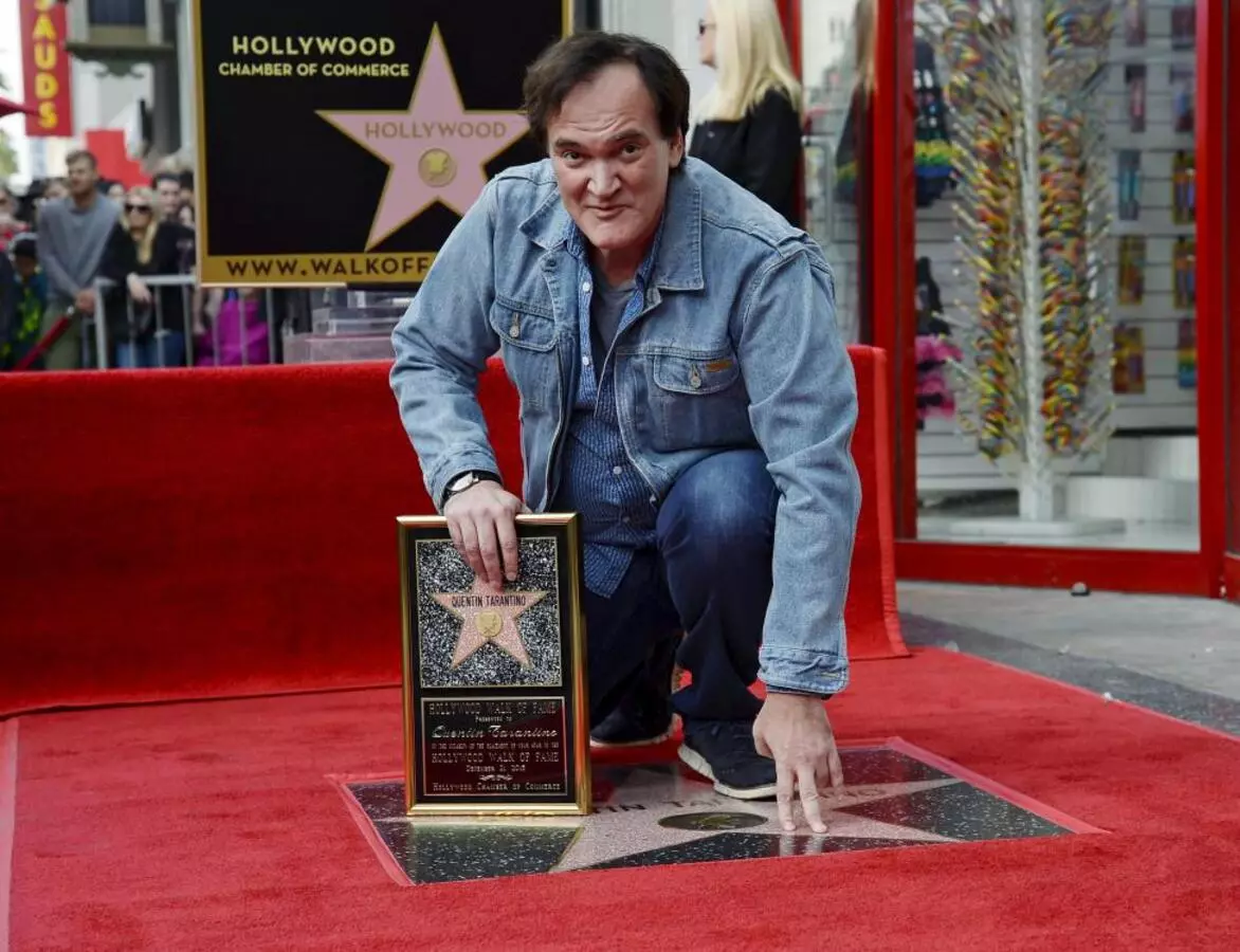 Quentin Tarantino, Hollywoodlu Glory Alley'de bir yıldız aldı.