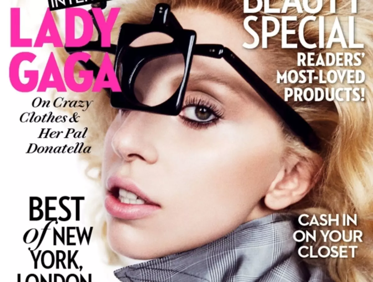 Lady Gaga op cover fan Fashion Log. Febrewaris 2014