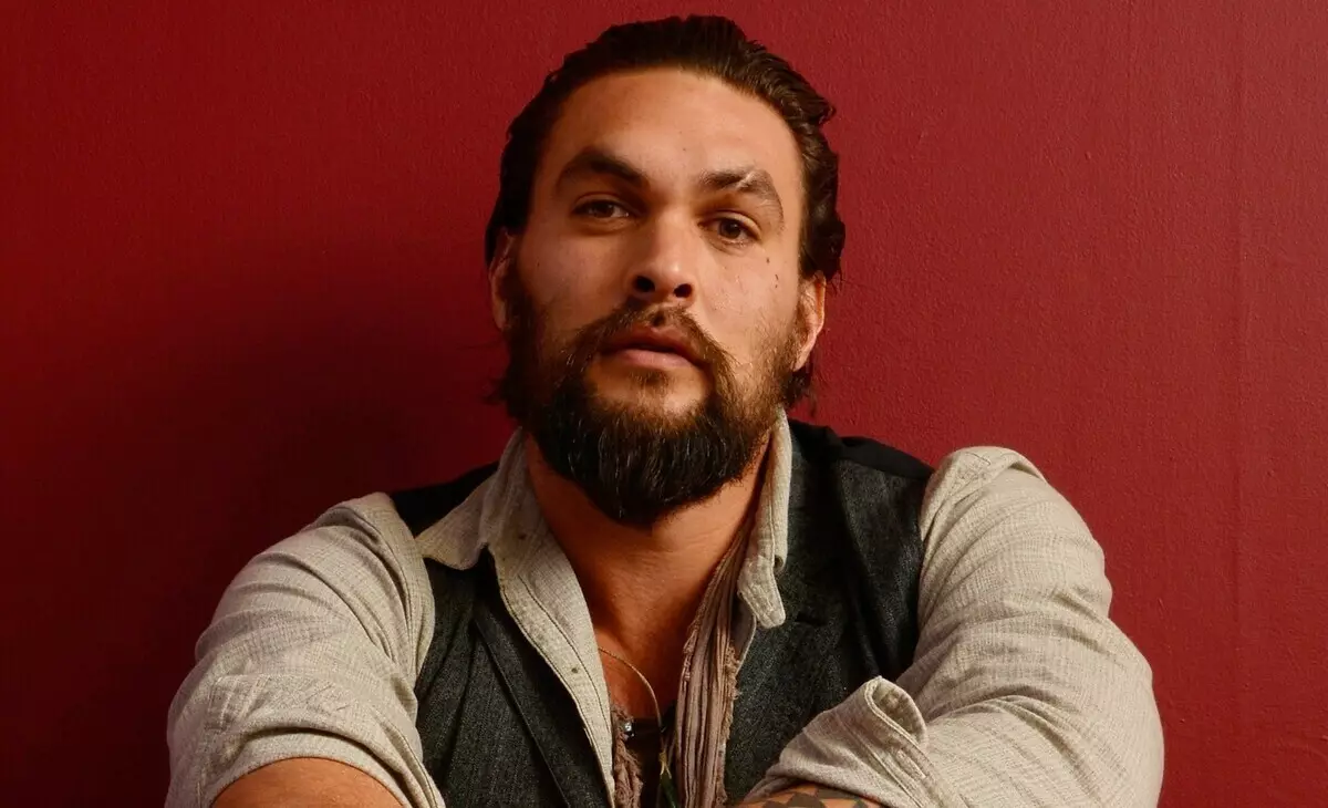 "Gazety nanjavona": mpankafy nanakiana an'i Jason Momoa