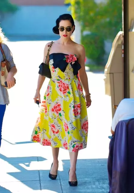 Stop raam: Katy Perry, Dita Tiz Agtergrond, Sienna Miller, Adam Sandler en ander 67259_7