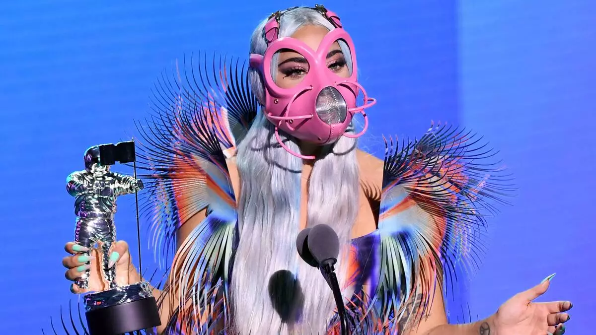 Foto: Lady Gaga geännert 9 Outfits op MTV Video Musek anormer Zeremonie