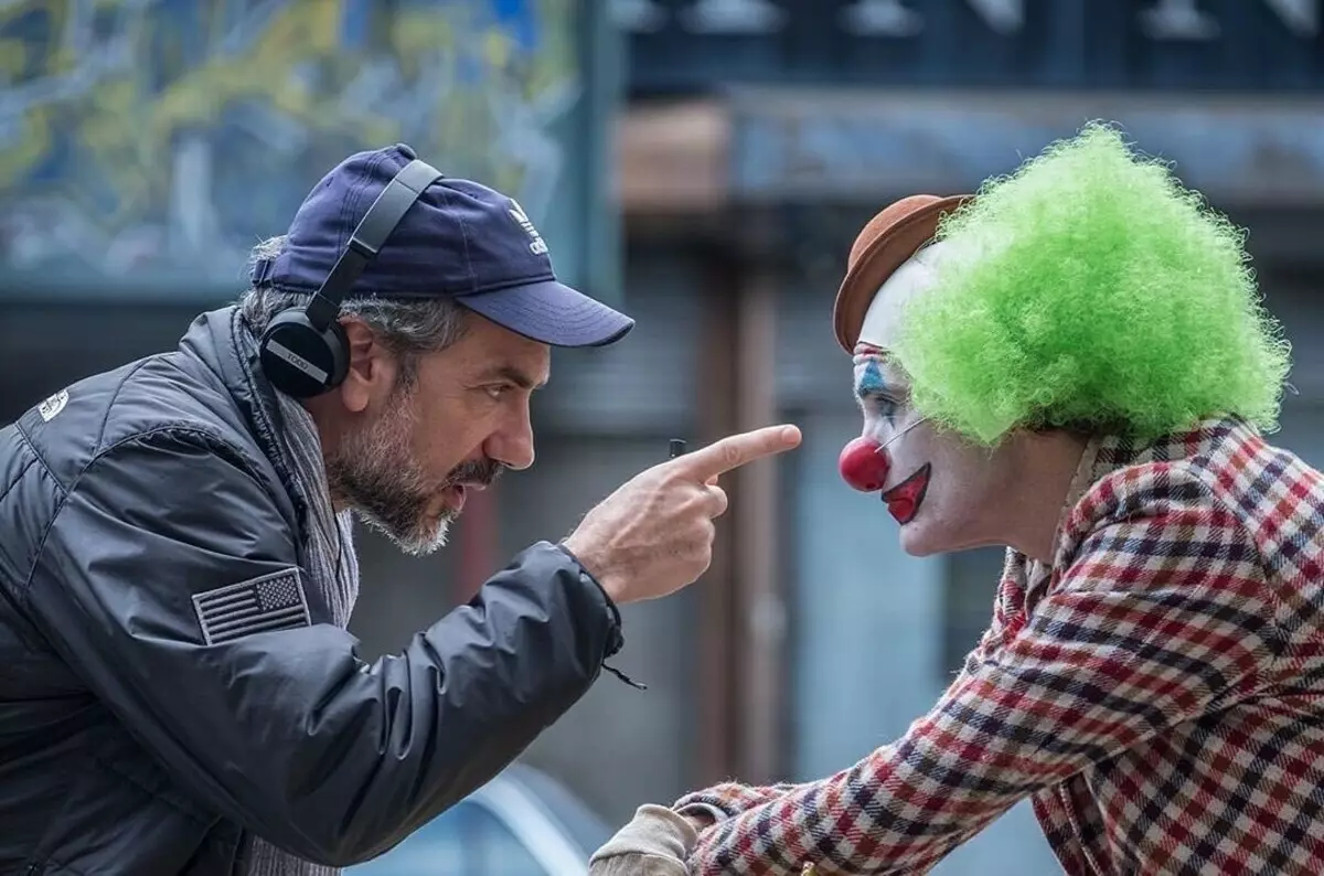 Id-Direttur "Joker" qala 'aktar minn Joaquin Phoenix (l-ammont huwa impressjonanti)