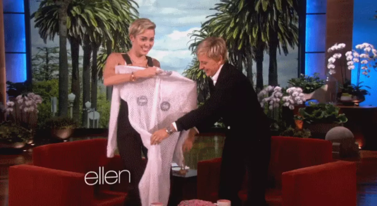 Miley Cyrus em Mostrar Ellen Degensheres